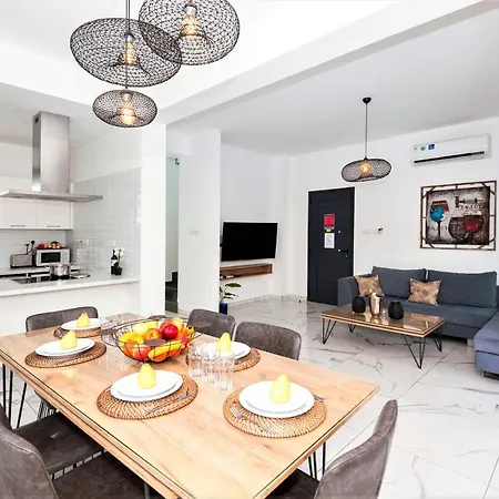 Mirella Villa Protaras