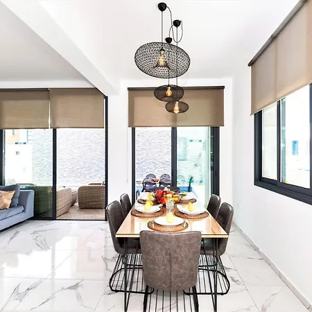 Vila Mirella Protaras