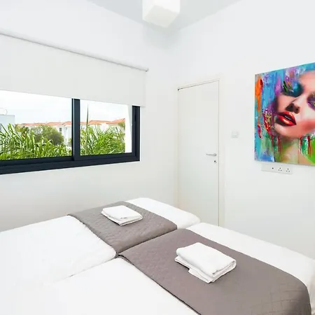 Mirella 普罗塔拉斯